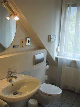 גשר Dom Hotel מראה חיצוני תמונה